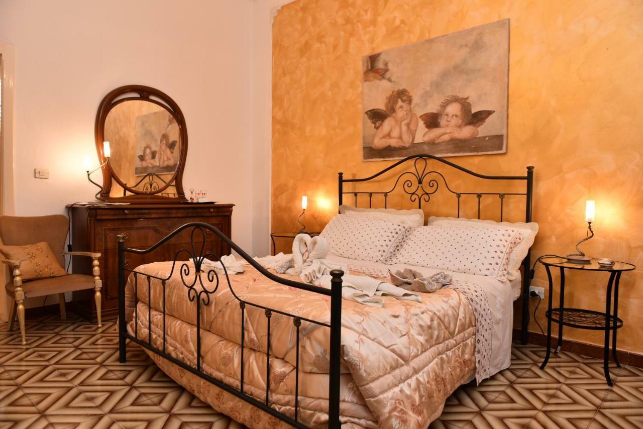Bed and Breakfast Fiori E Coccole à Noto Extérieur photo